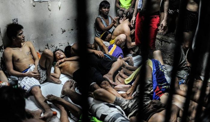 philippines-crowded-jail-696x404-1623578322.jpg