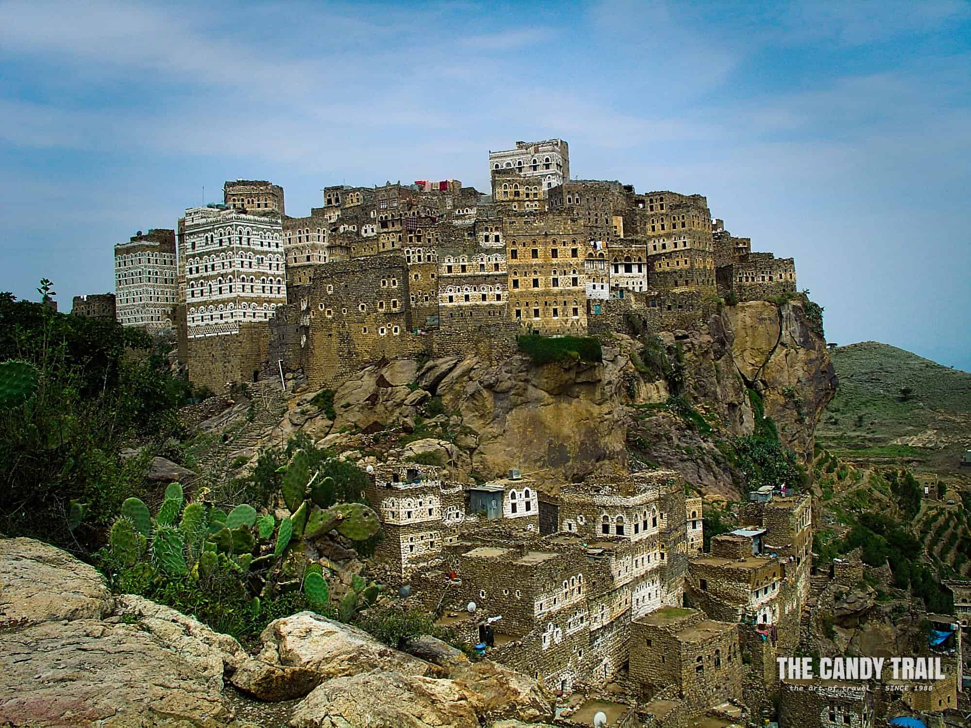 al-hajjarah-village-yemen2-1665481666.jpg